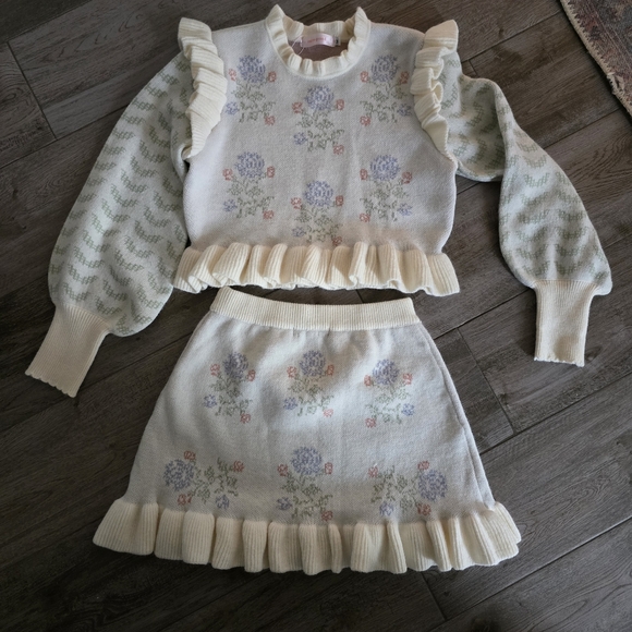 Mure Grand by Anthropologie Floral Ruffle Knit Sweater and Skirt Set SZ Medium - Picture 6 of 7